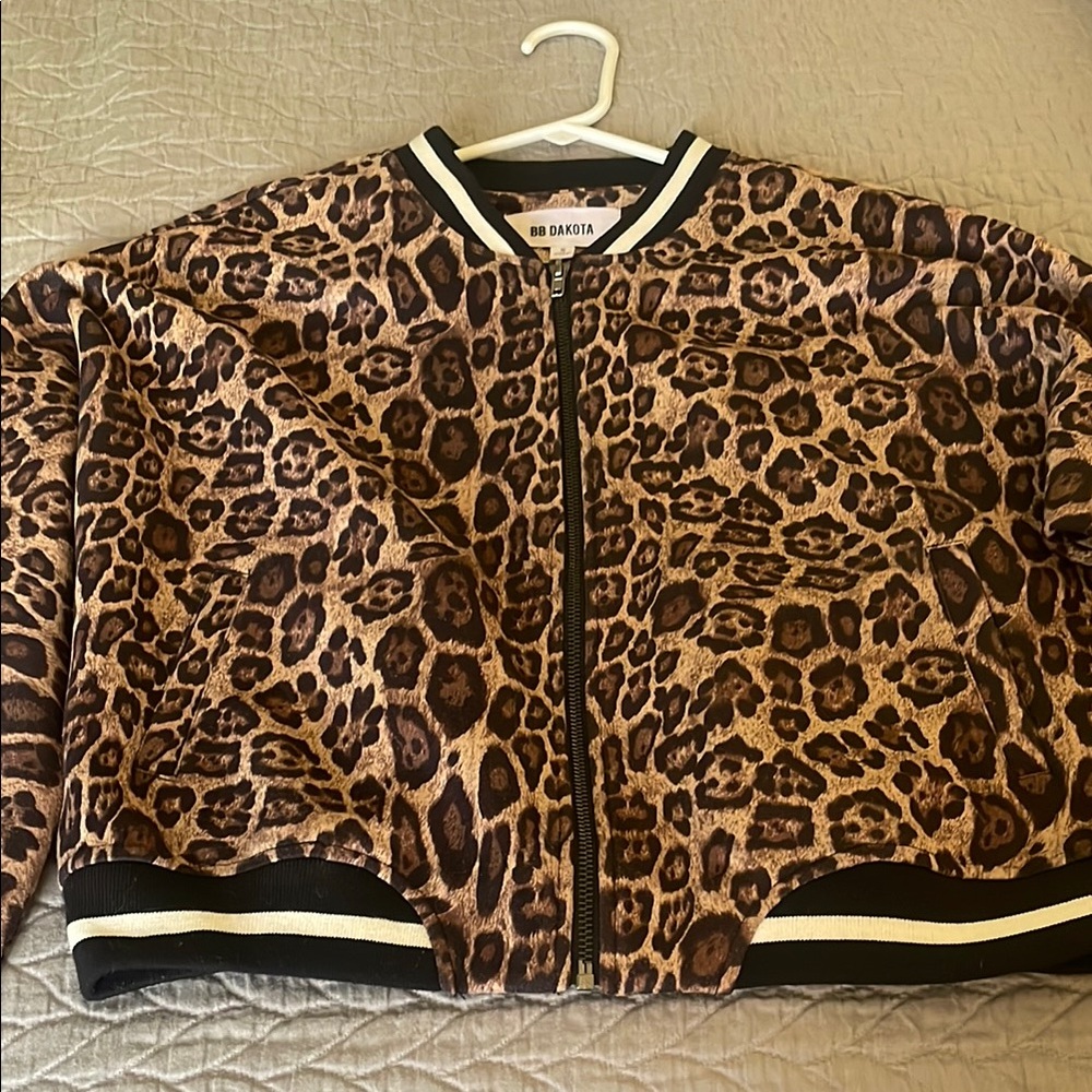 BB Dakota Leopard Print Women's Jacket